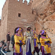 Knights in front of the main gate of Almeria's alcazaba